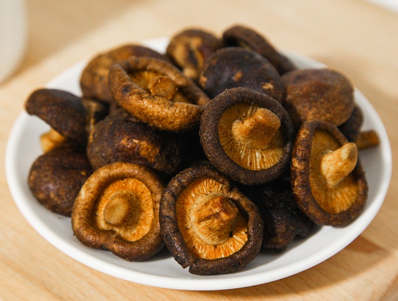 Crispy Mushroom Chips