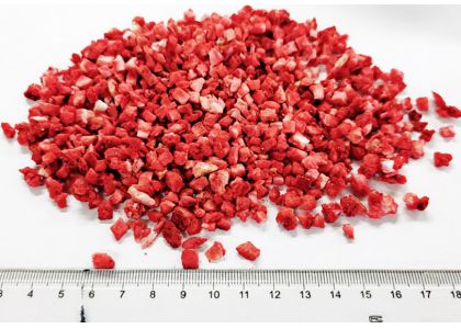 freeze-dried strawberry dice